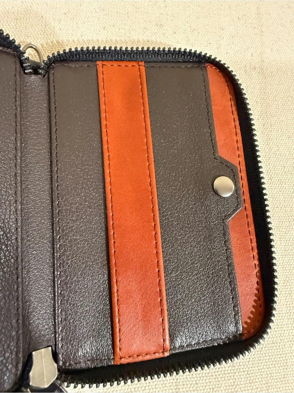 Vaultskin Notting Hill RFID-Blocking Leather Zipper Wallet, Cognac